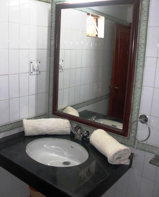 Hotel Casa Di William Khadzsuráhó Szoba fotó