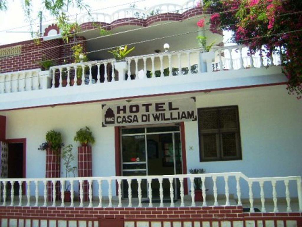 Hotel Casa Di William Khadzsuráhó Kültér fotó