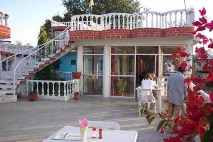 Hotel Casa Di William Khadzsuráhó Kültér fotó